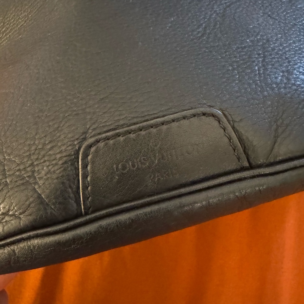 Louis Vuitton Discovery Bumbag PM - Picture 6 of 12